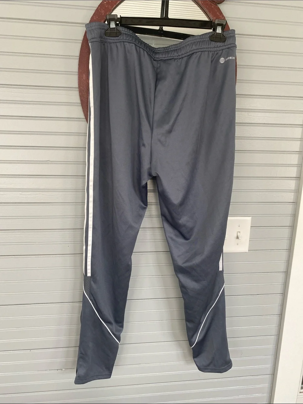 adidas mens McDonald’s All American Games patch on joggers